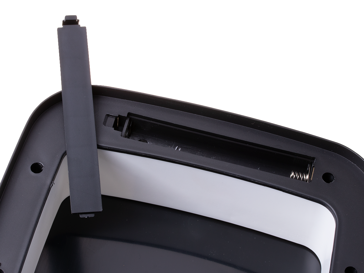 automatyczny-kosz-na-smieci-10l-bialyec6d1294b7a8421a9deae111cff5567a