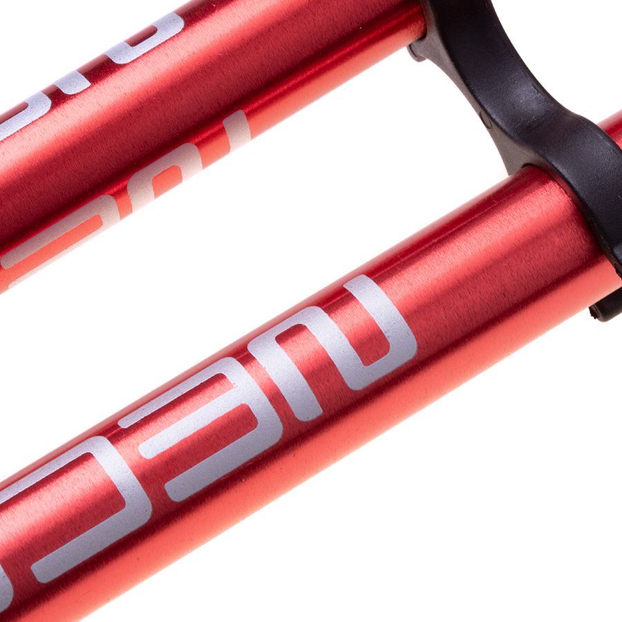 kijki-do-nordic-walking-czerwone7a6d1138b5ae4acbaf6c12714fb712dc