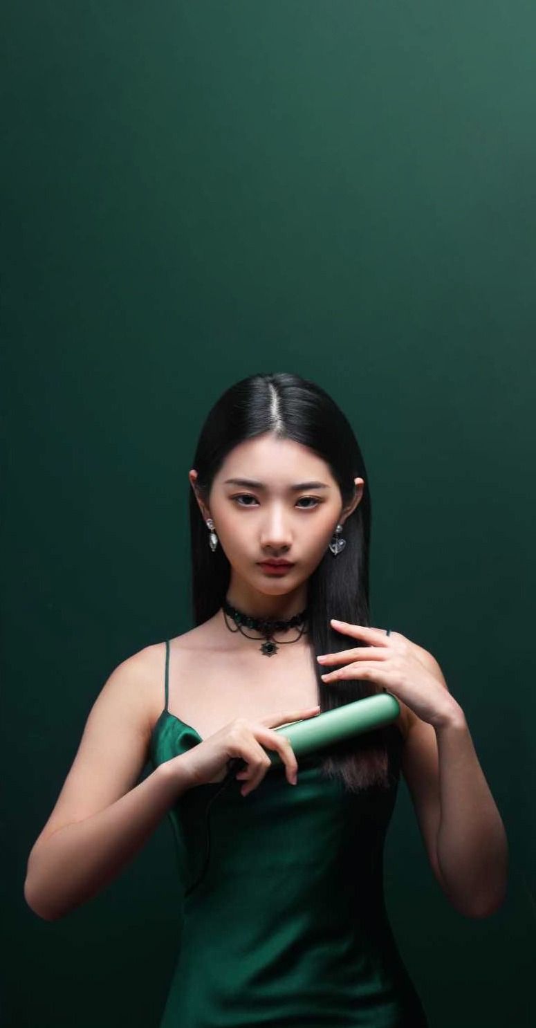 lokowka-i-szczotka-do-prostowania-wlosow-2w1-konka-kg-t06a77a1f19f7a54534b678be9cfc65616d