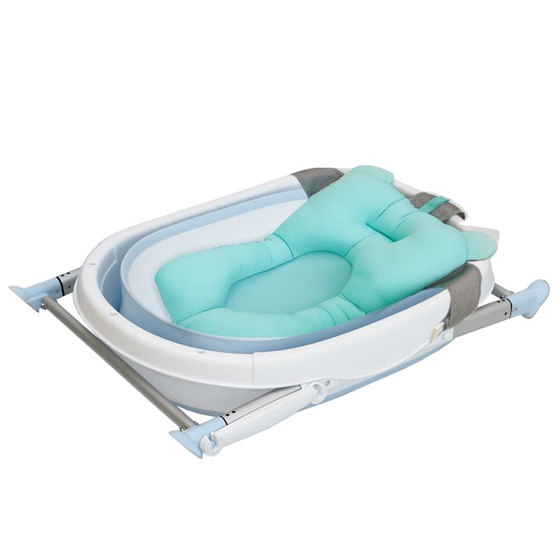 wanienka-skladana-do-kapieli-dla-dzieci-z-poduszka-w-kolorze-mietowym-niebieskab9fb322ec0a7438a8d7d1f3170465882