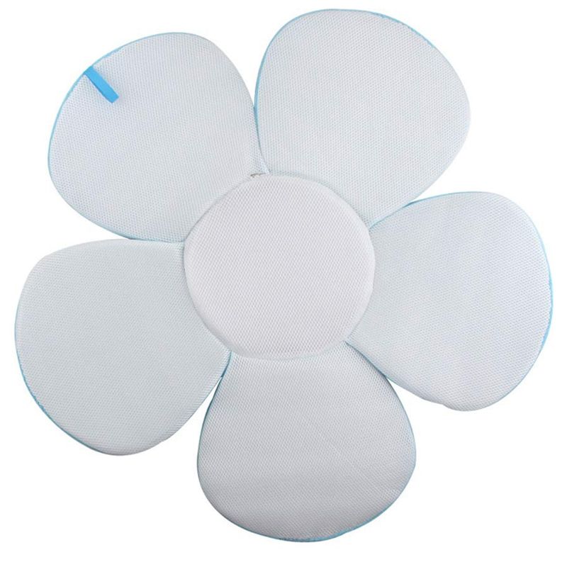 wkladka-do-kapieli-dla-niemowlat-blooming-bath-blekitny-kwiat-lotosu2d5a1f8c0cc14951a518a767a10c7aa4